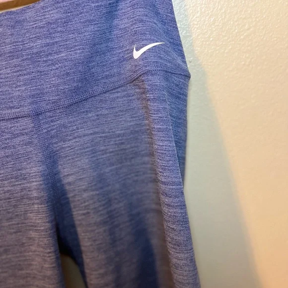 ✨SOLD✨ Nike One Biker shorts Medium - Picture 9 of 10